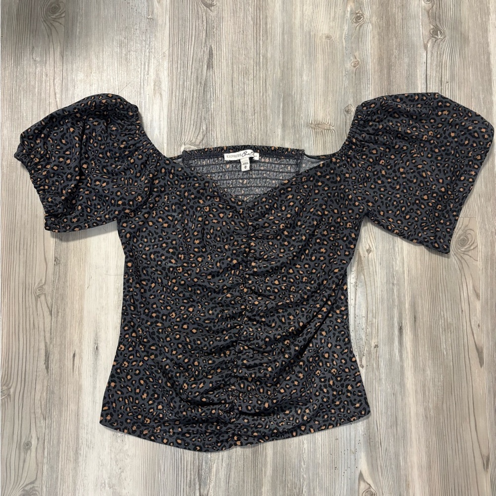 Express Gray Ruched Puffed Sleeve Blouse - Picture 1 of 7